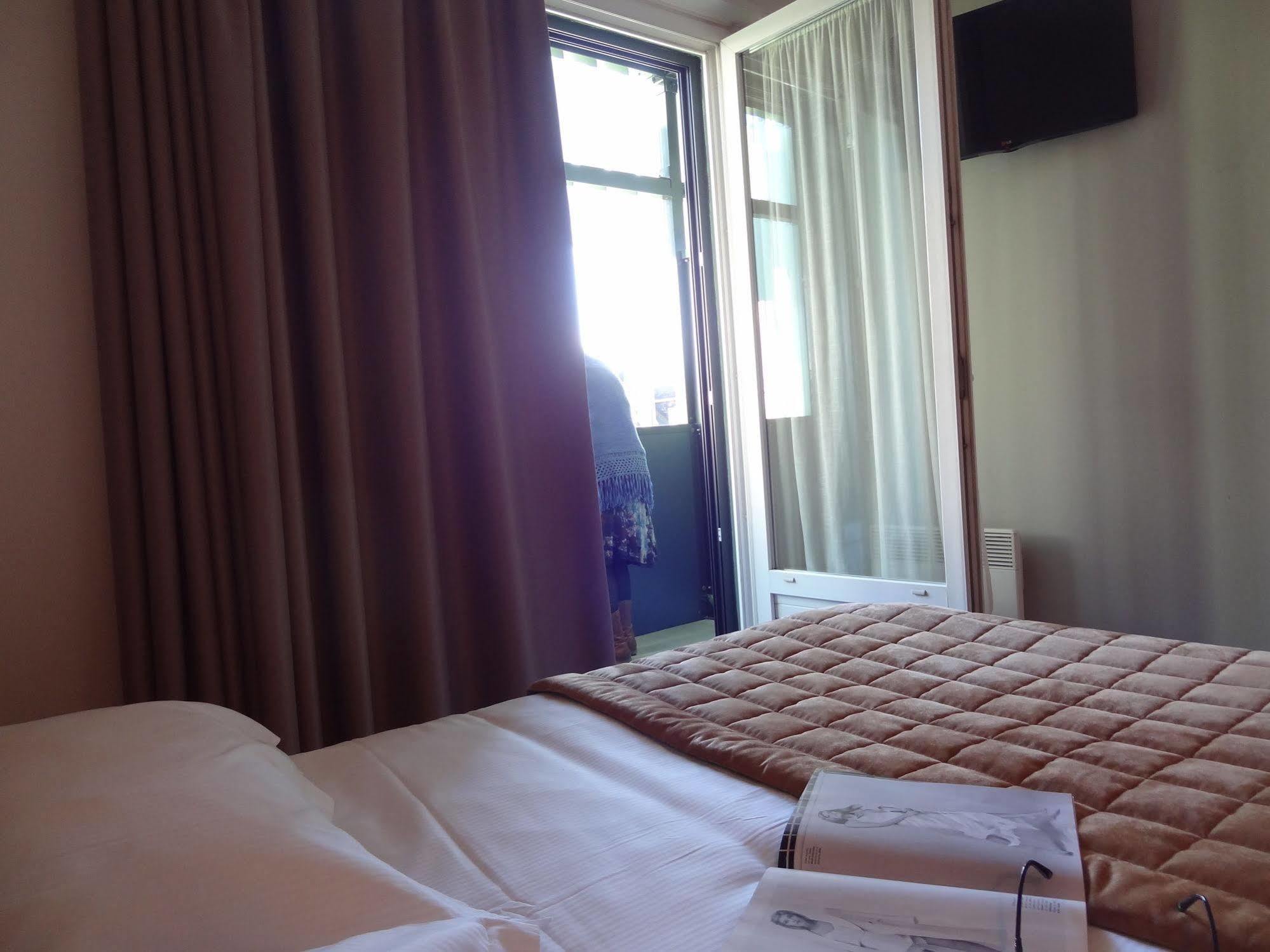 Cit'Hotel De La Marne Ταρμπ Εξωτερικό φωτογραφία